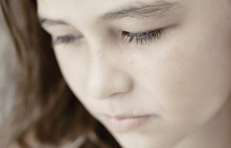 Cô gái đang ở tuổi vị thành niên